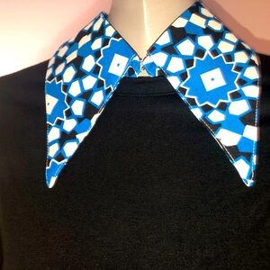 Vintage-Inspired Geometric Print Dickey Collar